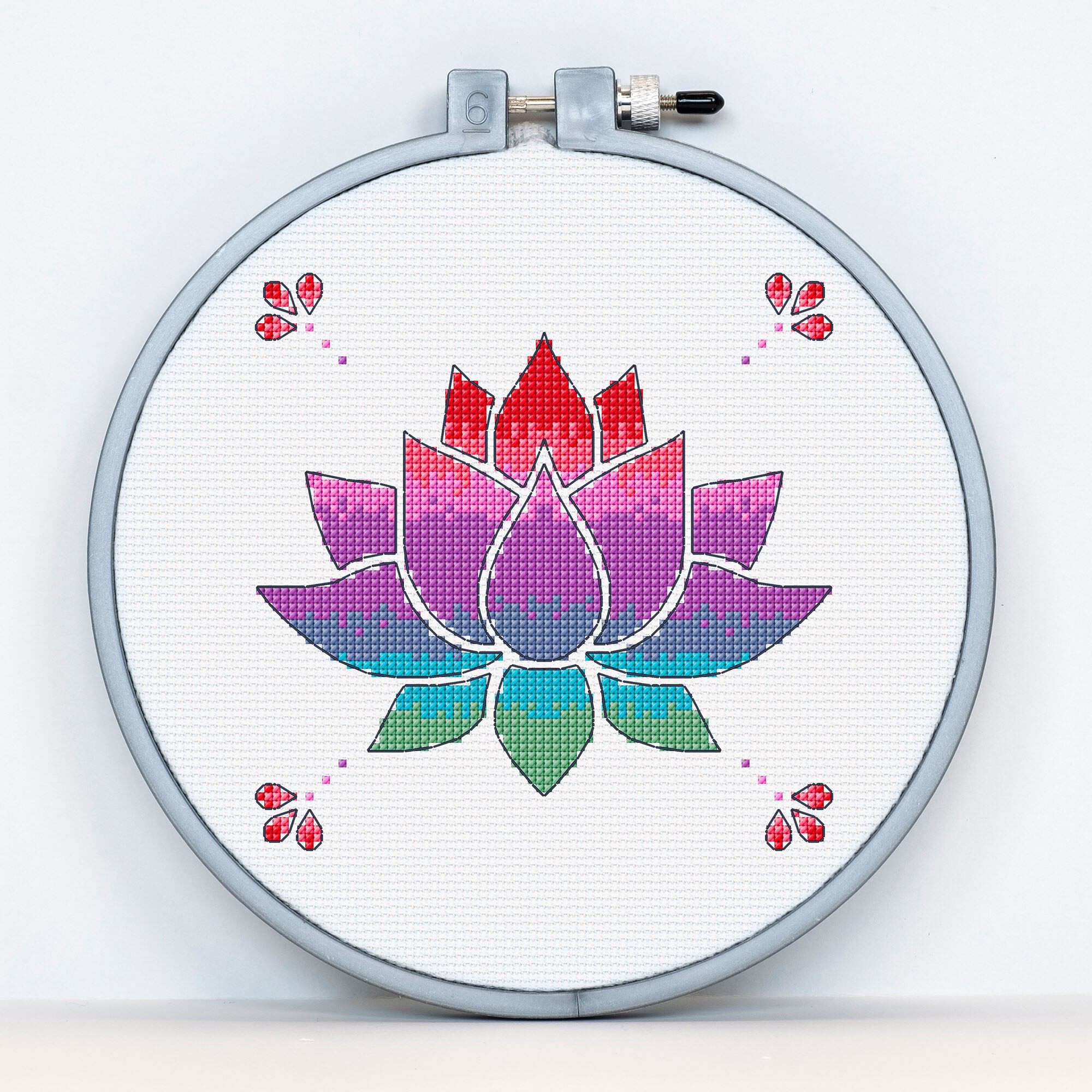 Anchor Lotus Flower Cross Stitch Design Pattern | Yarnspirations