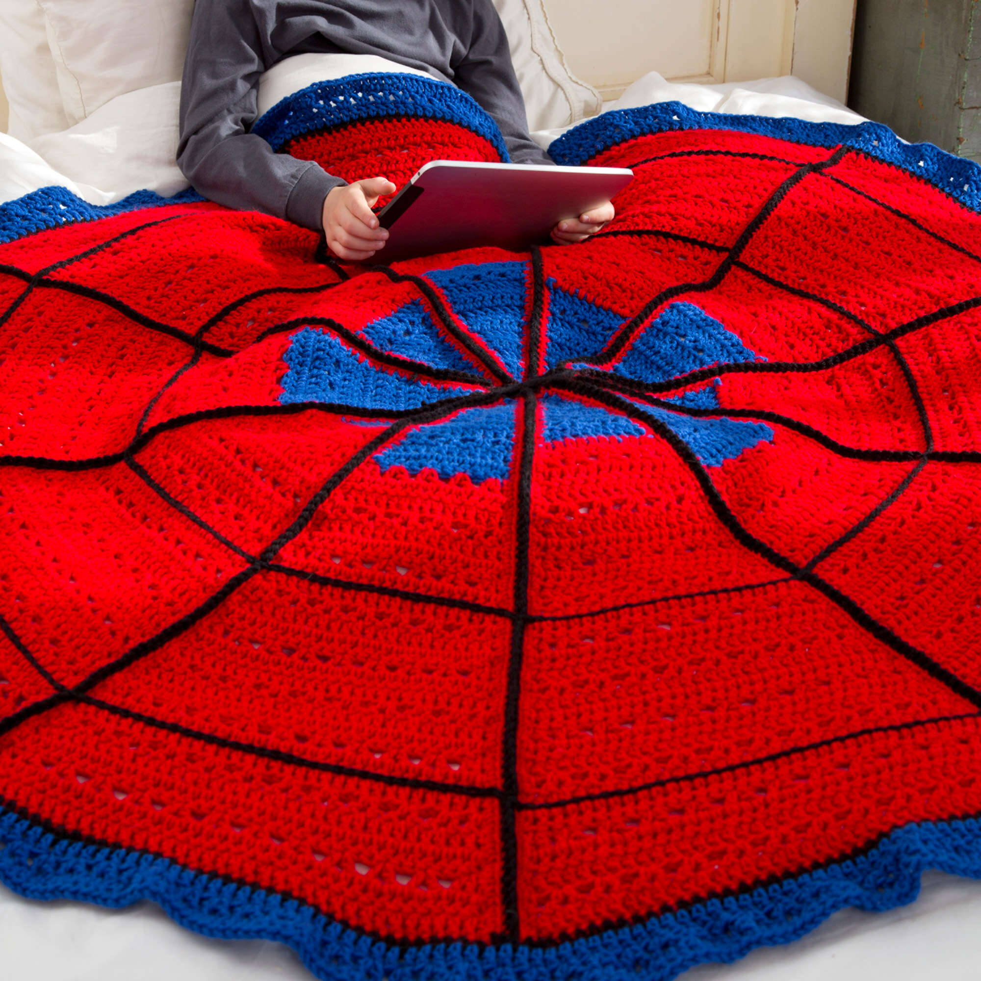 Red Heart Spider Web Throw | Yarnspirations