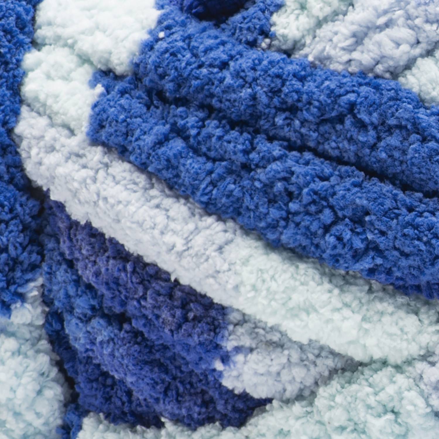 Bernat Blanket Extra Thick VINTAGE WHITE Yarn - 1 Pack of 600g/21oz -  Polyester - 7 Jumbo - Knitting/Crochet