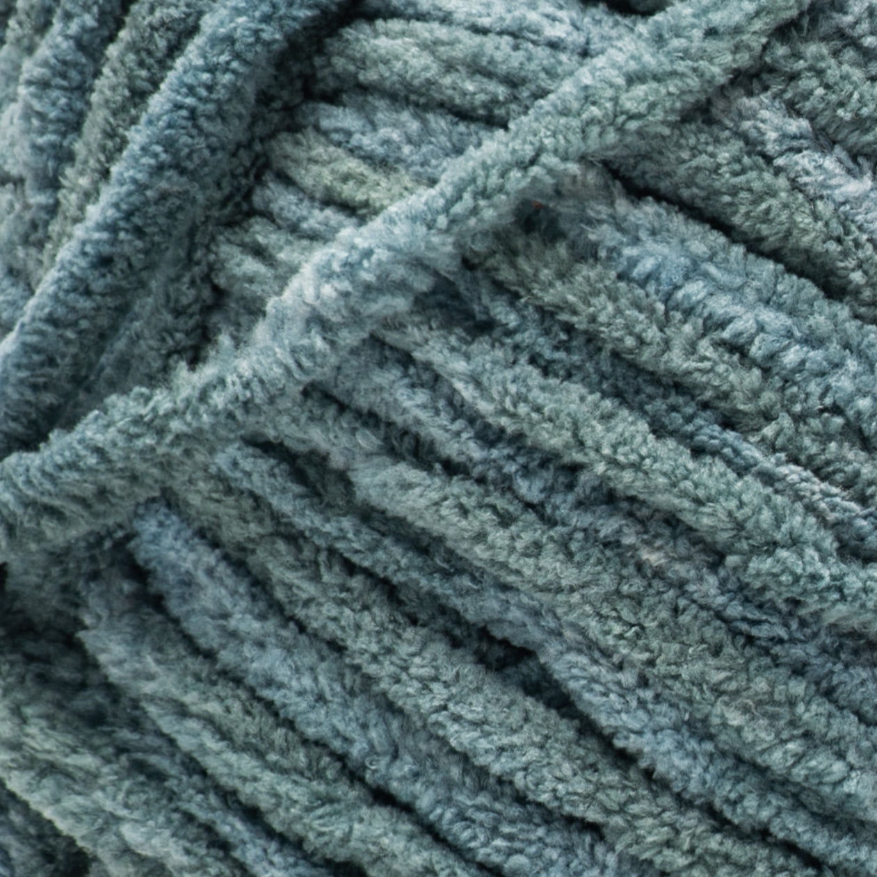 Bernat Blanket Mist-Ical Yarn (300G/10.5oz)