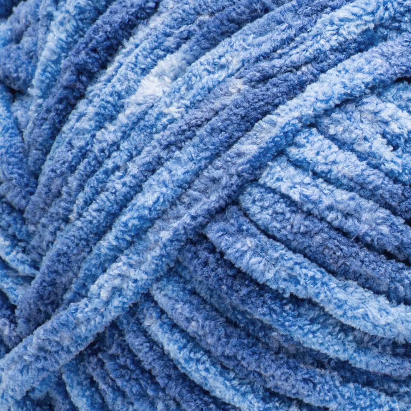 Bernat Blanket Mist-Ical Yarn (300G/10.5oz)