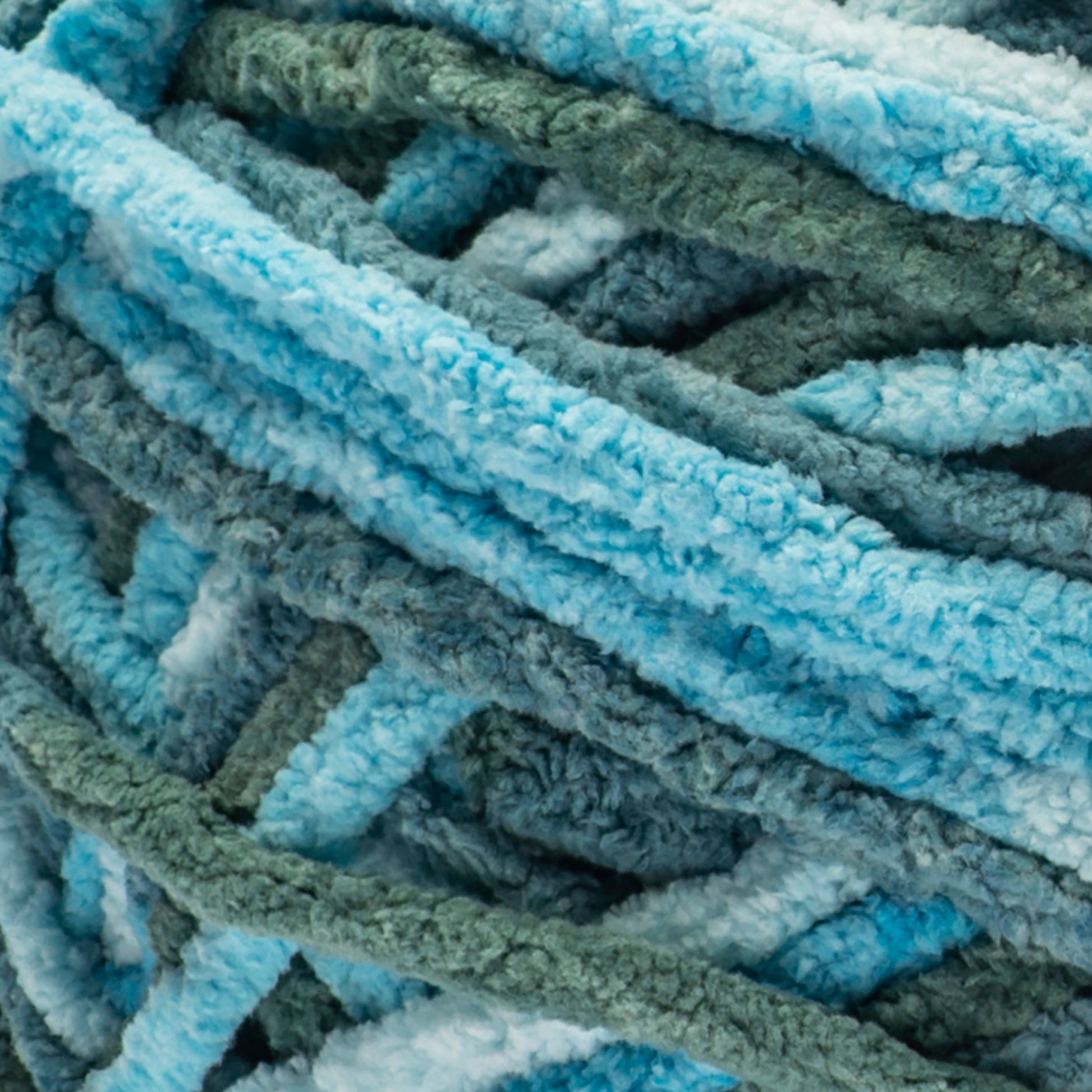 Bernat Blanket Extra Thick Yarn (600g/21.2oz) - Clearance Shades*, Yarnspirations in 2023