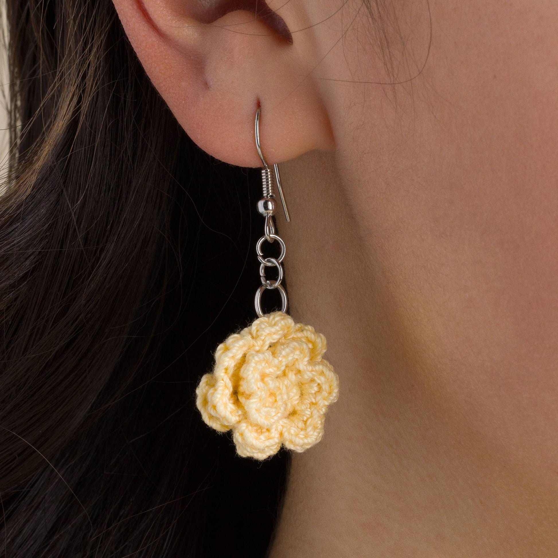 Free Aunt Lydia’s Crochet Cactus Rose Earrings Pattern