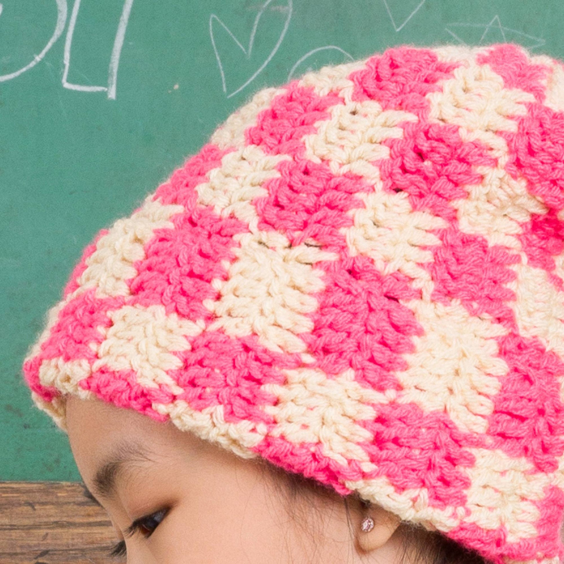 Free Bernat Side-to-Side Checkerboard Crochet Hat Pattern