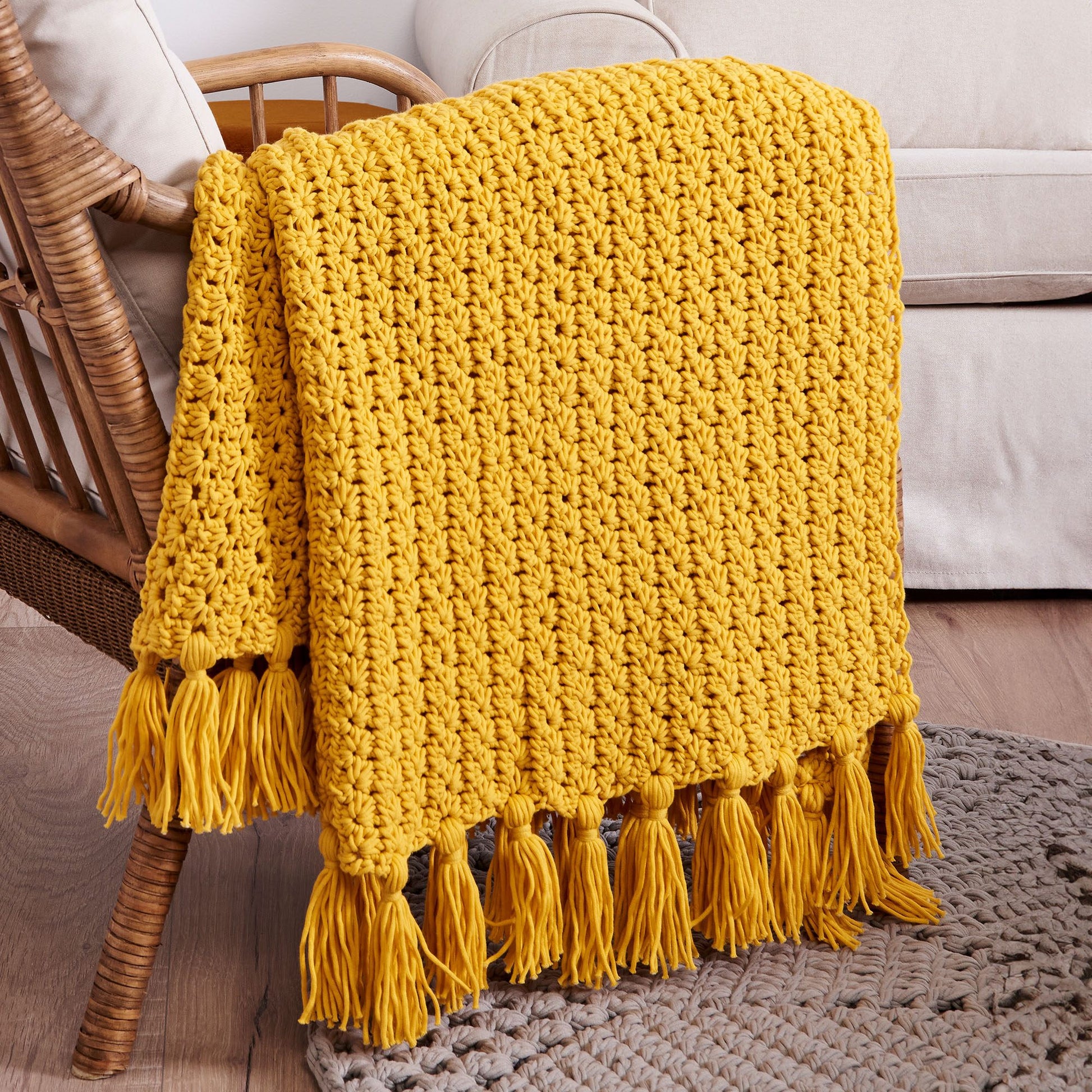 Free Bernat Daisy Delight Crochet Blanket Pattern