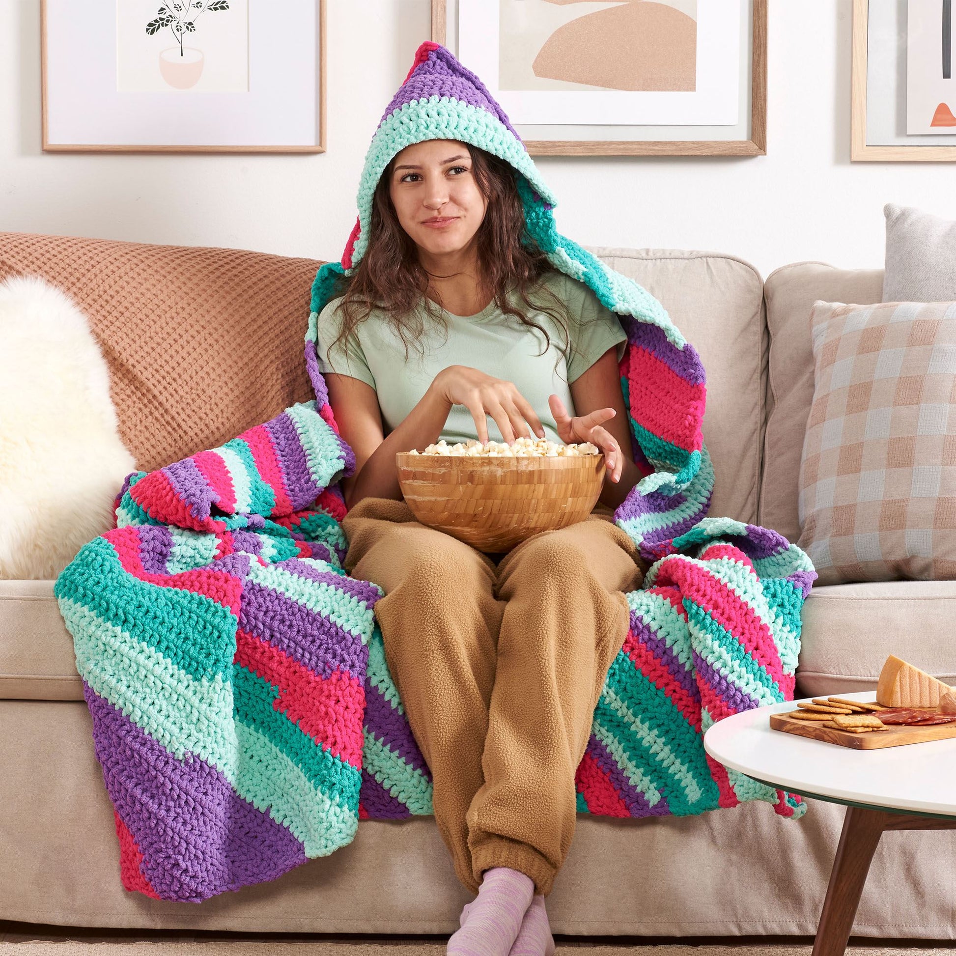 Free Bernat Wrap and Relax Hooded Crochet Throw Pattern