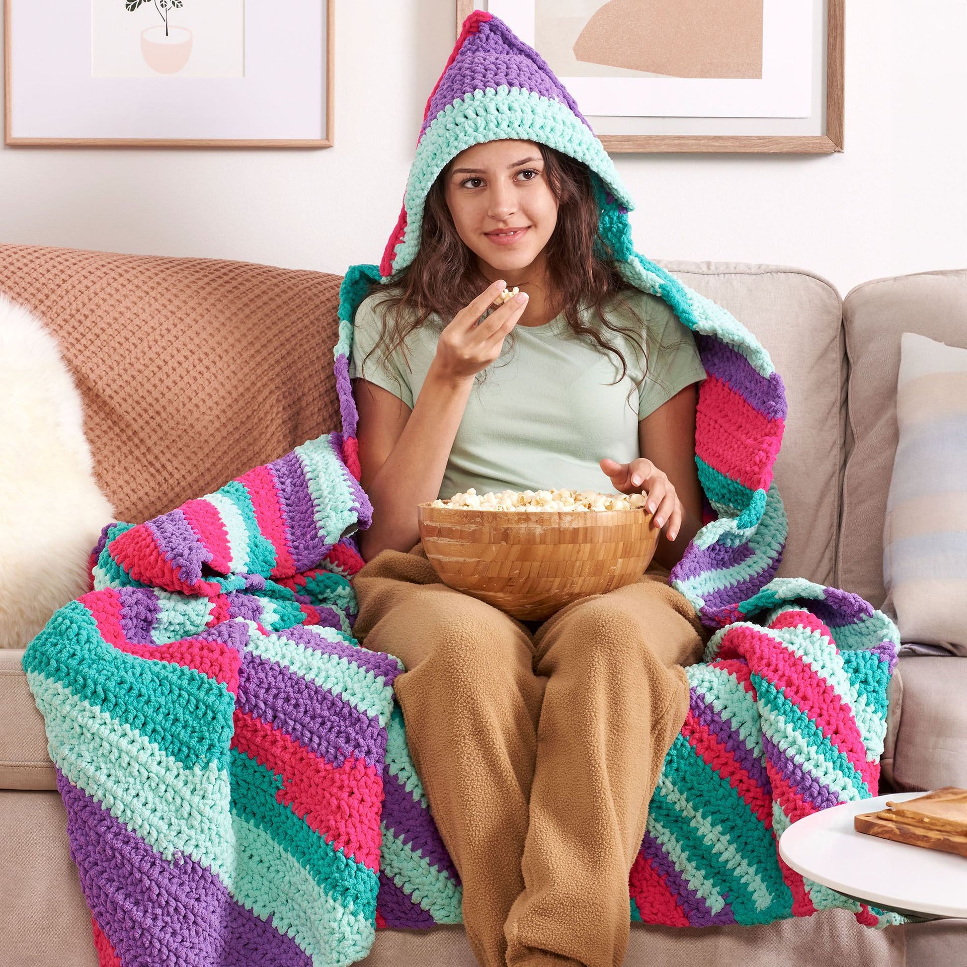 Free Bernat Wrap and Relax Hooded Crochet Throw Pattern