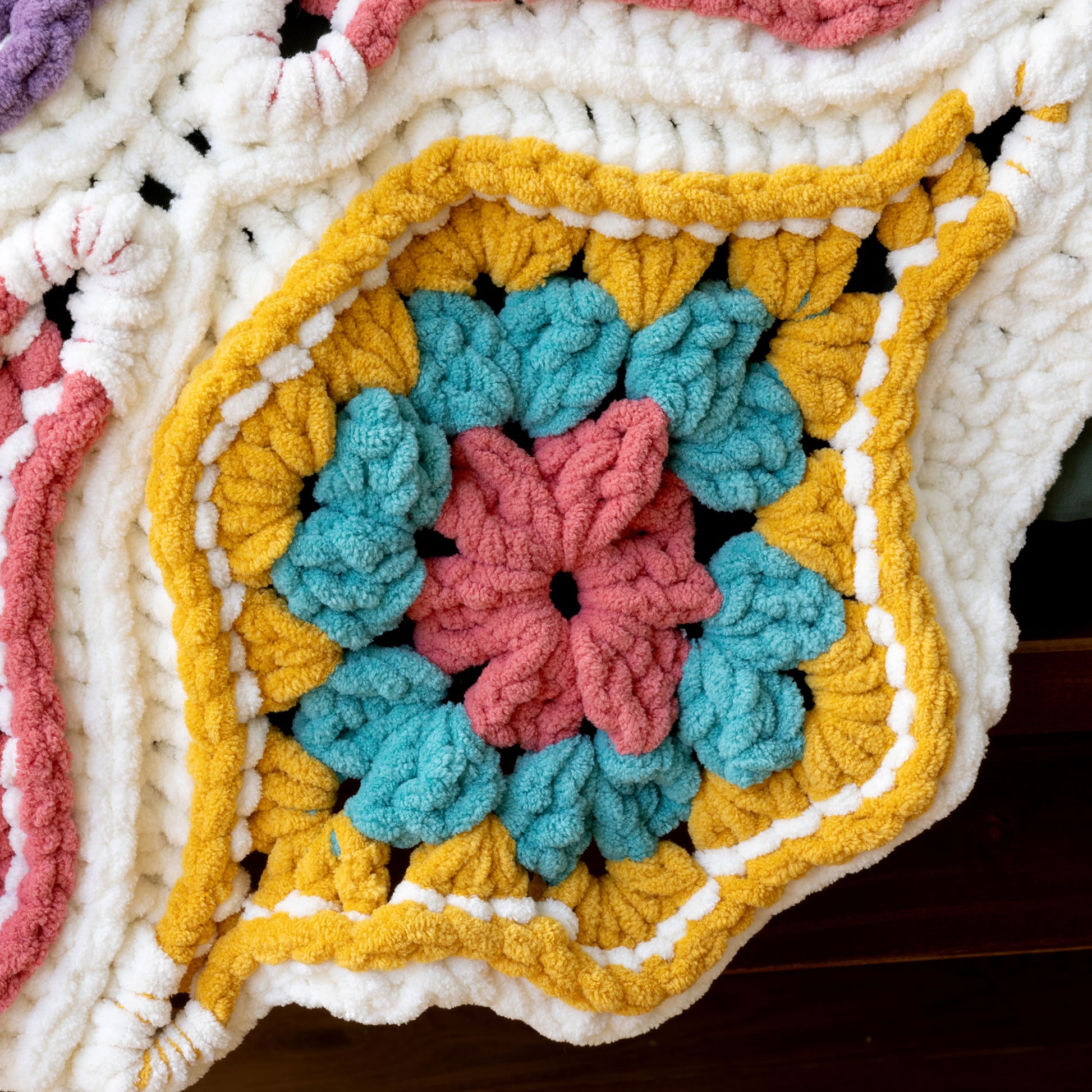 Free Bernat Holiday Ornaments Crochet Blanket Pattern