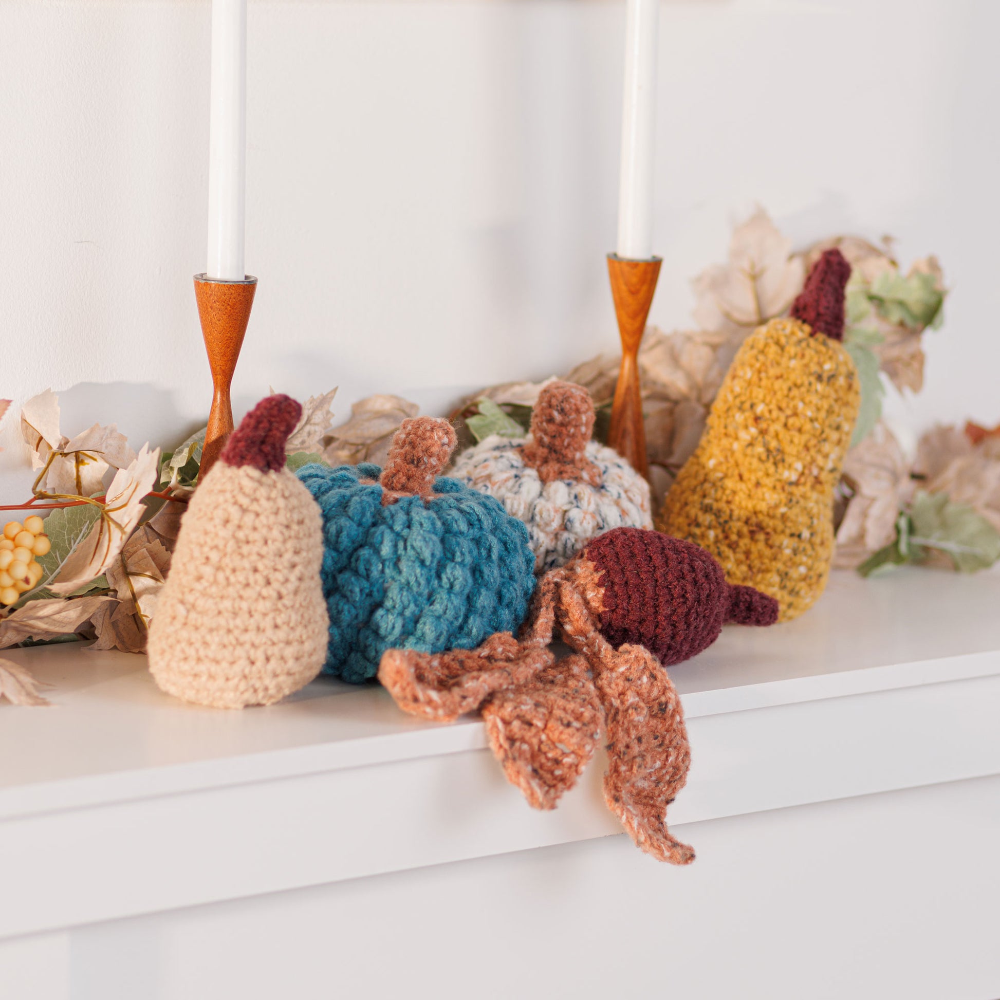 Free Bernat Crochet Gourds Pattern