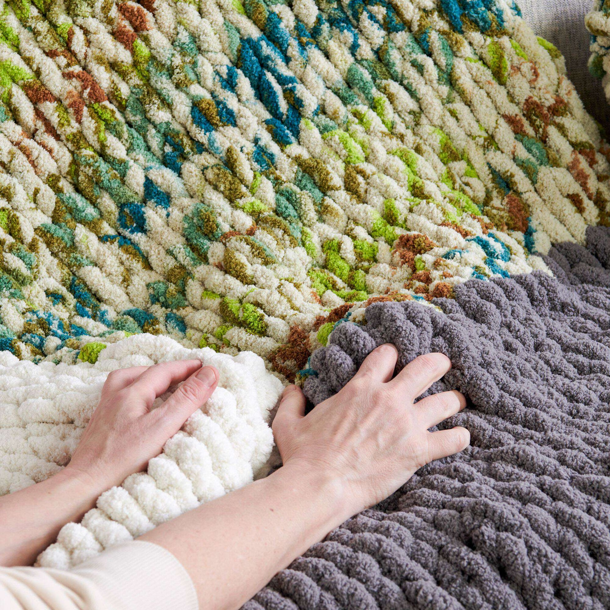 Free Bernat Bold Blocks Knit Blanket Pattern