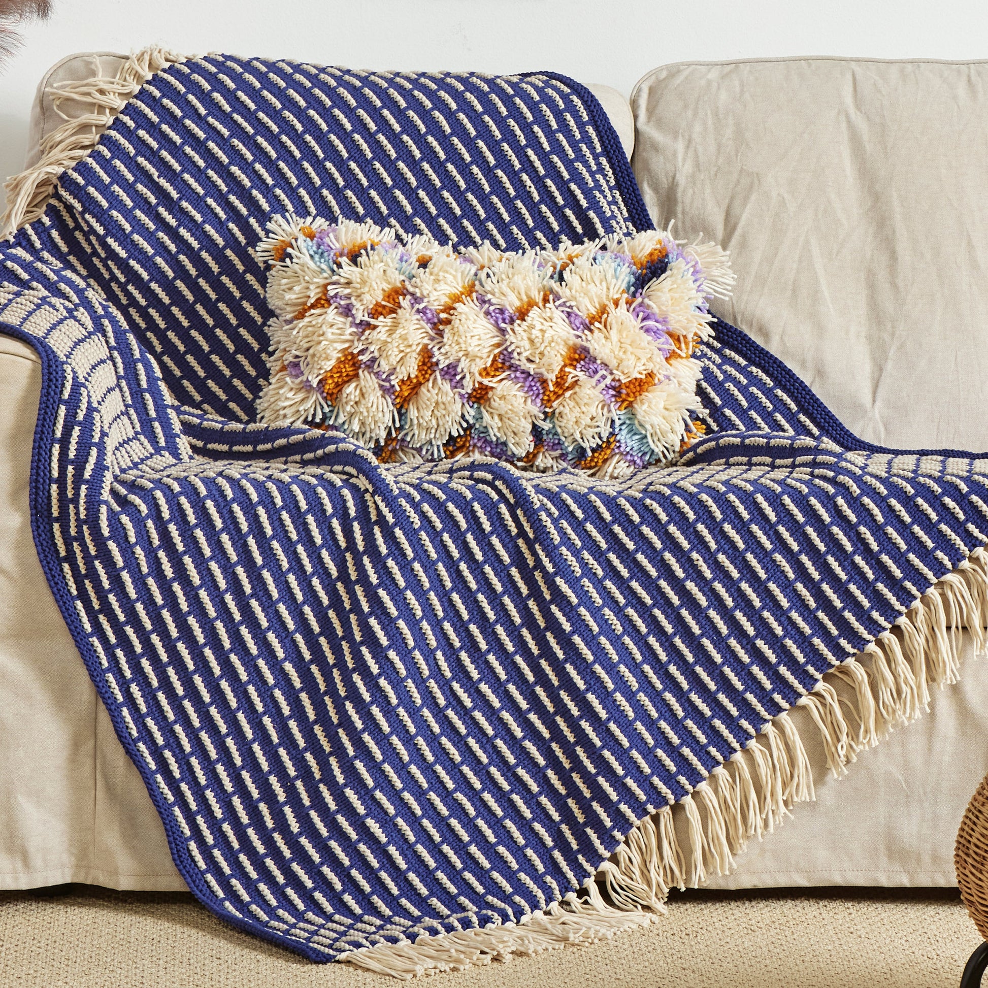 Free Bernat Knit Modern Weave Blanket Pattern