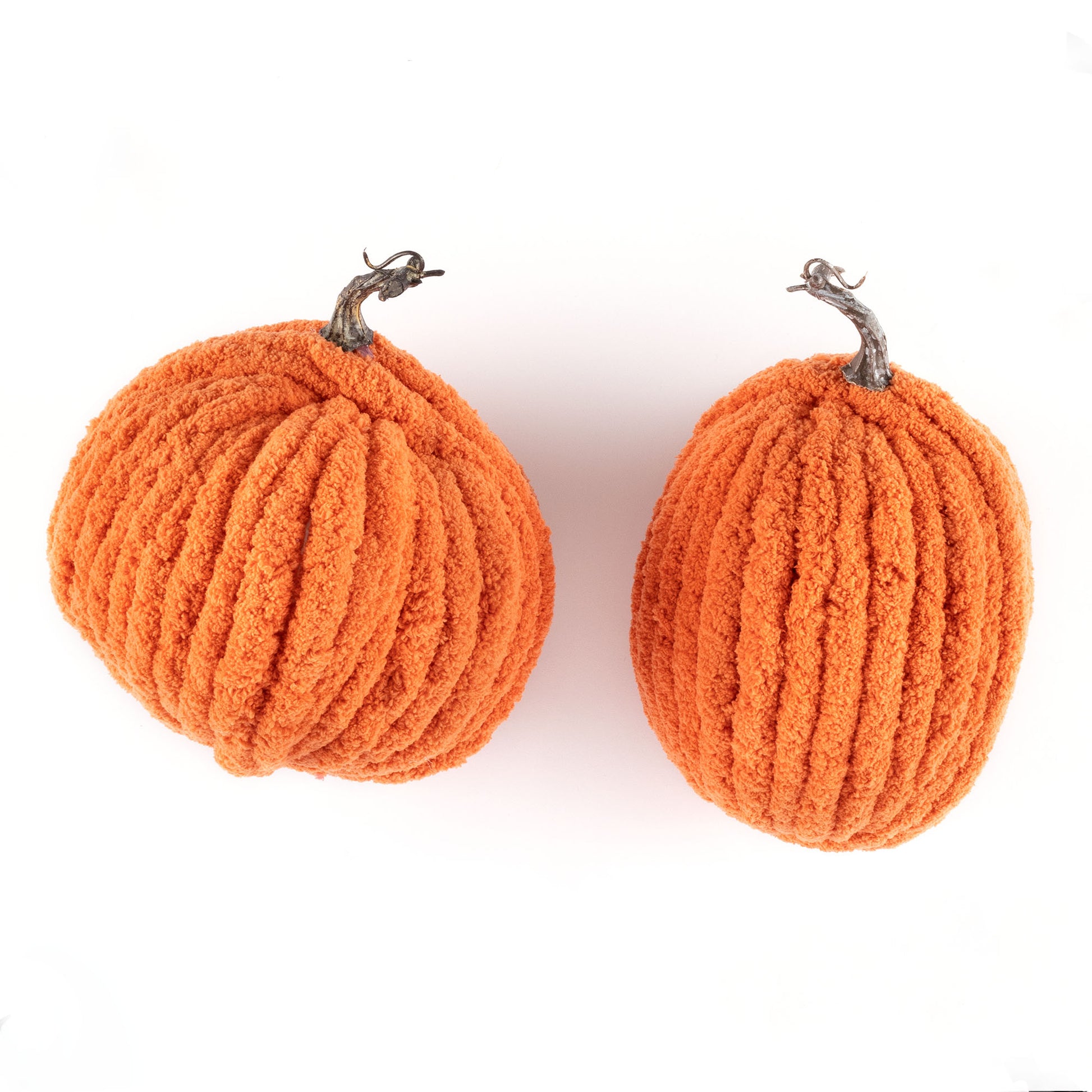 Free Bernat Rustic Autumn Pumpkins Pattern