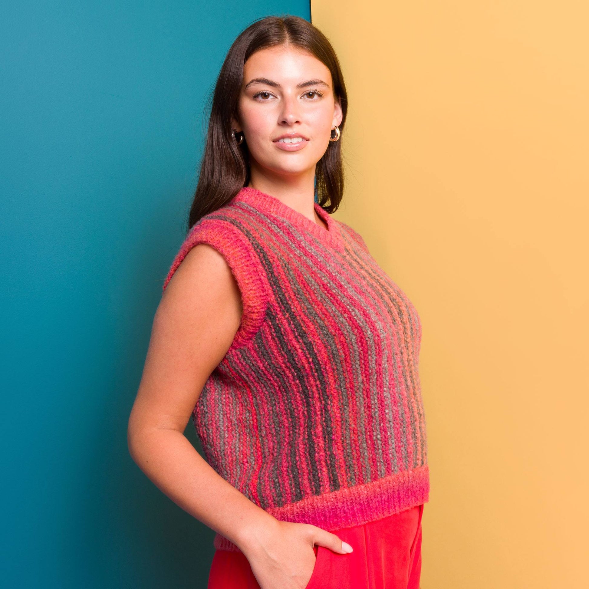 Free Caron Sideways Stripes Knit Vest Pattern