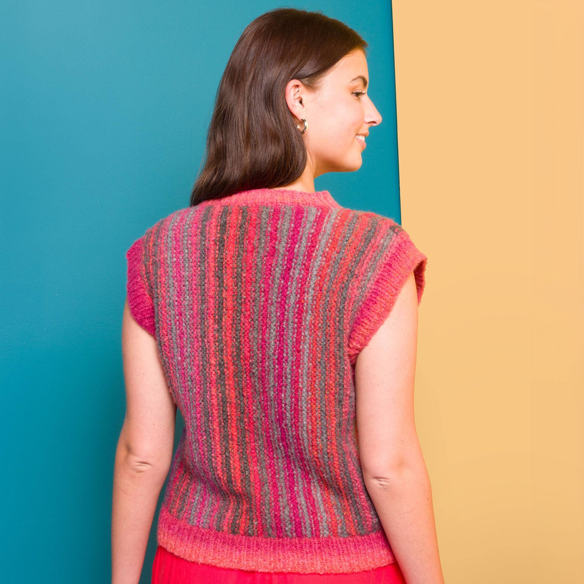 Free Caron Sideways Stripes Knit Vest Pattern