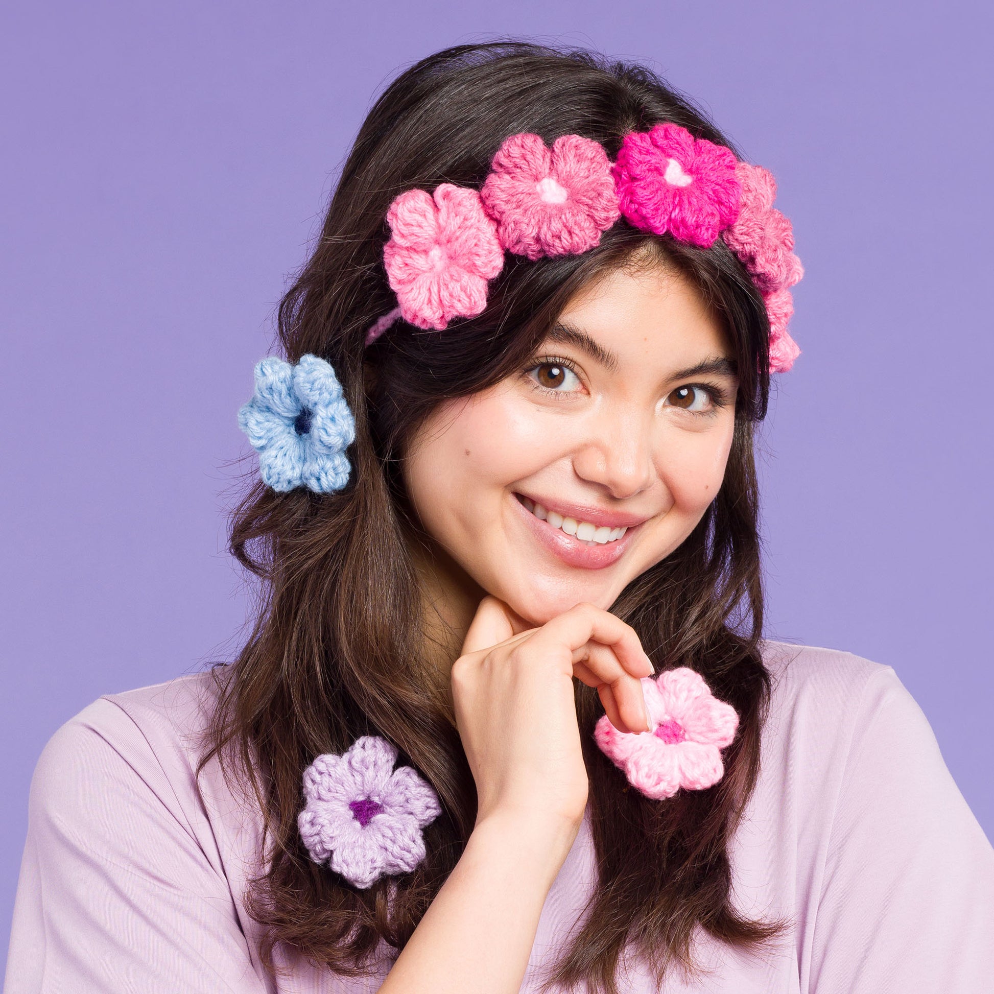 Free Red Heart Puffy Flower Crochet Hairband & Hair Clips Pattern