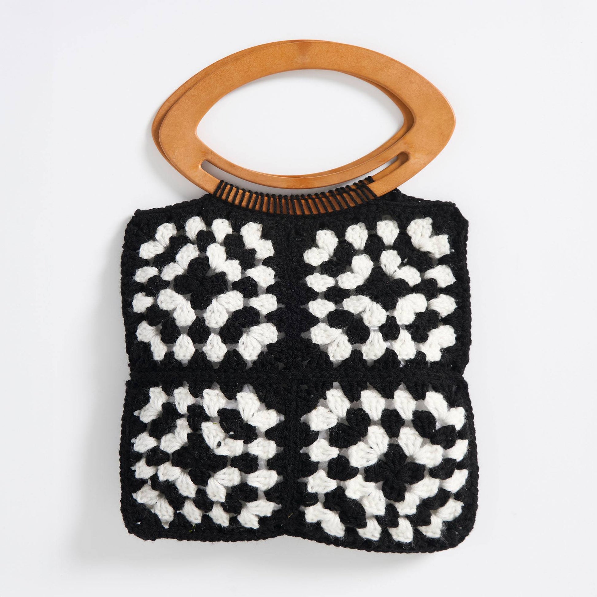 Free Red Heart Crochet Paranormal Purse Pattern