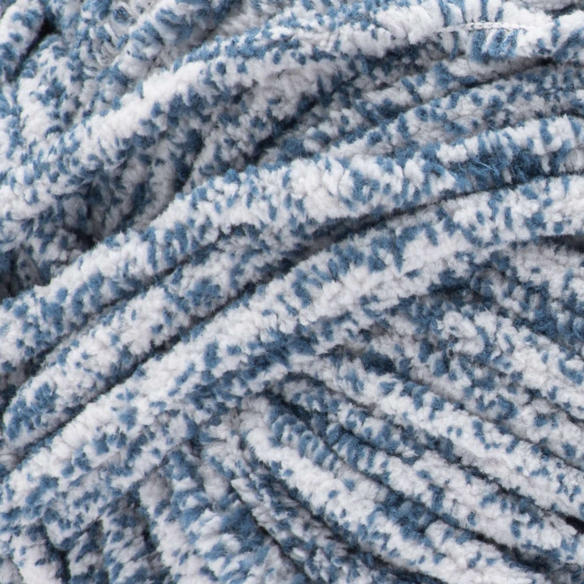 Bernat Blanket Speckle Yarn (300g/10.5oz) | Yarnspirations