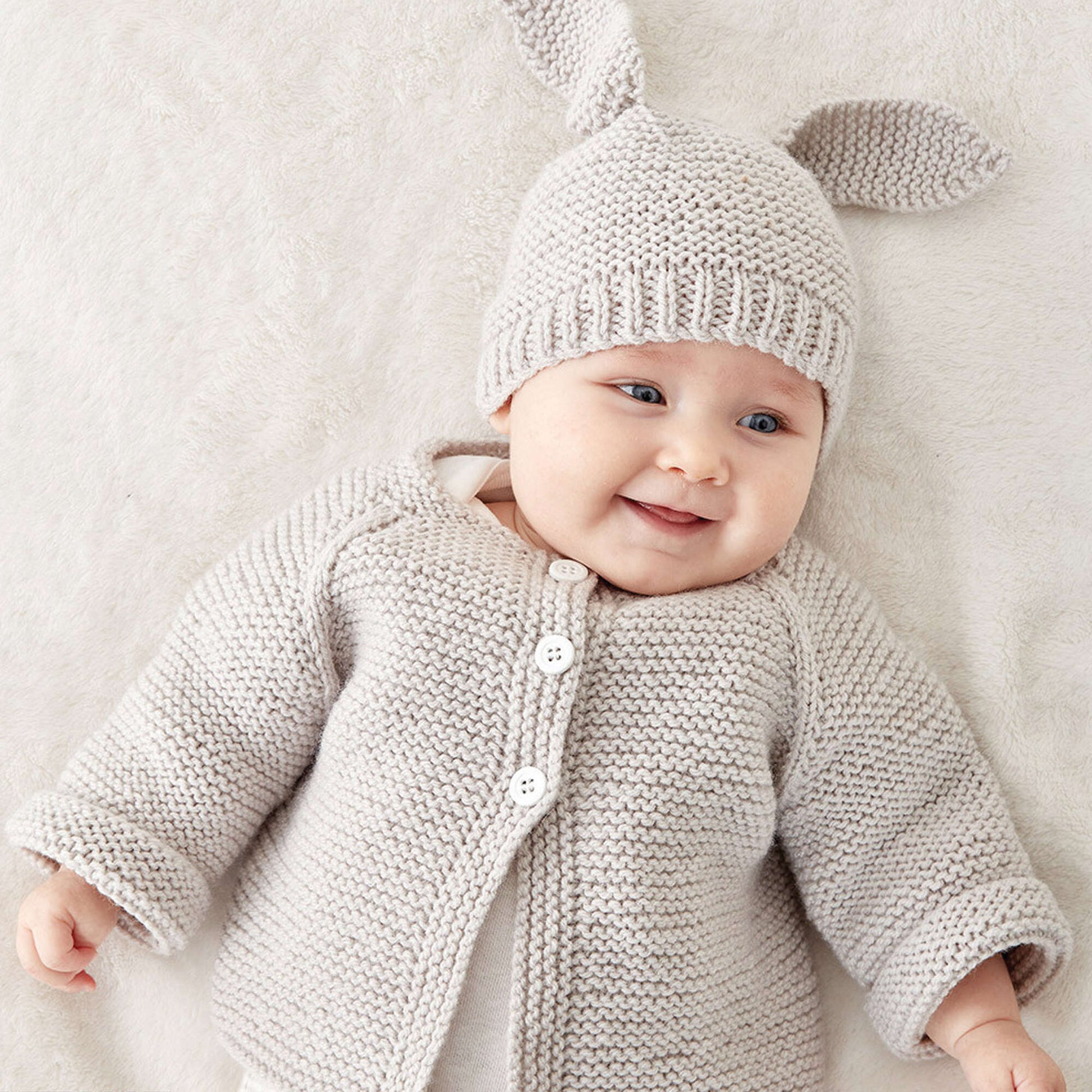 Bernat Knit Baby Jacket Set Pattern | Yarnspirations