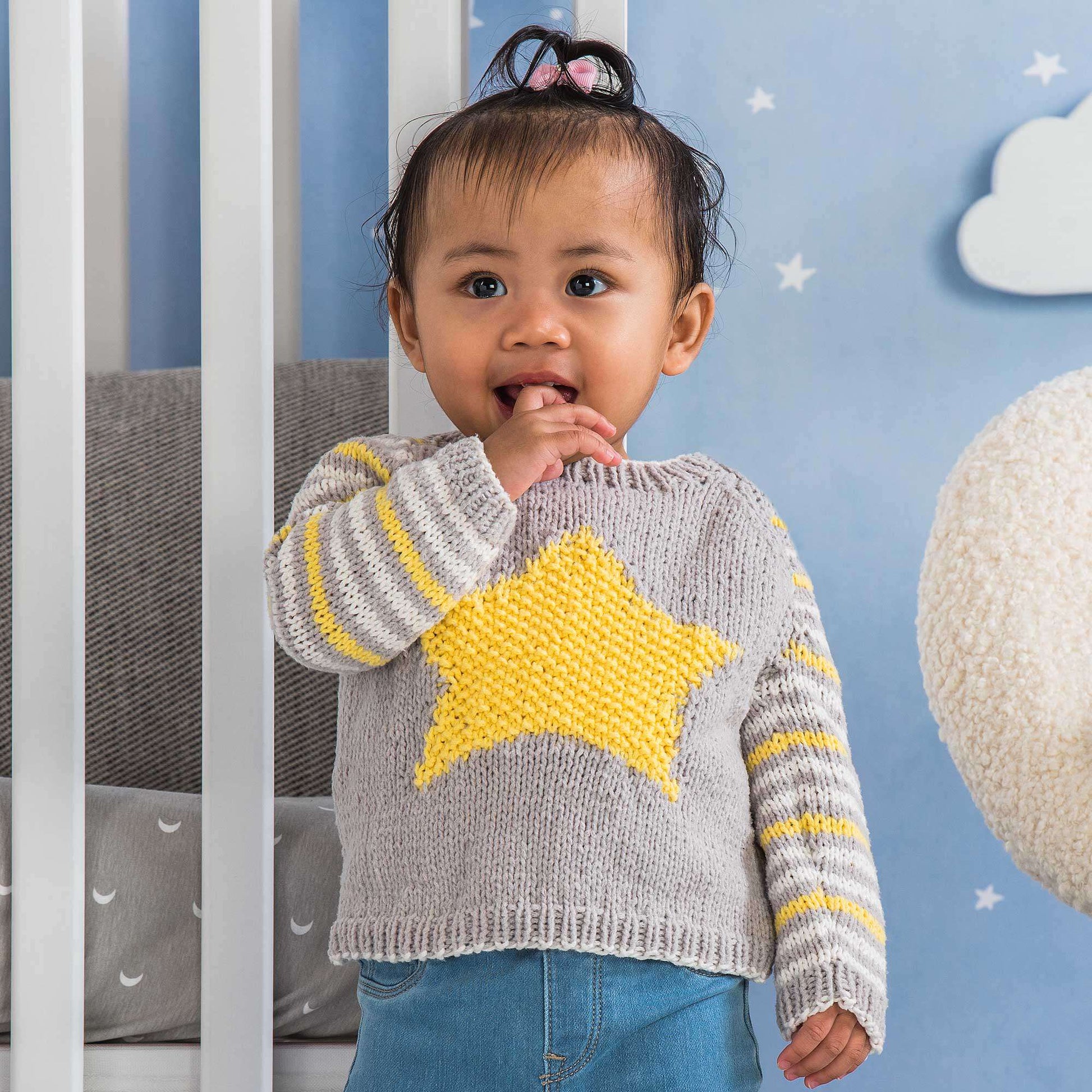 Bernat Star Knit Baby Pullover Pattern | Yarnspirations