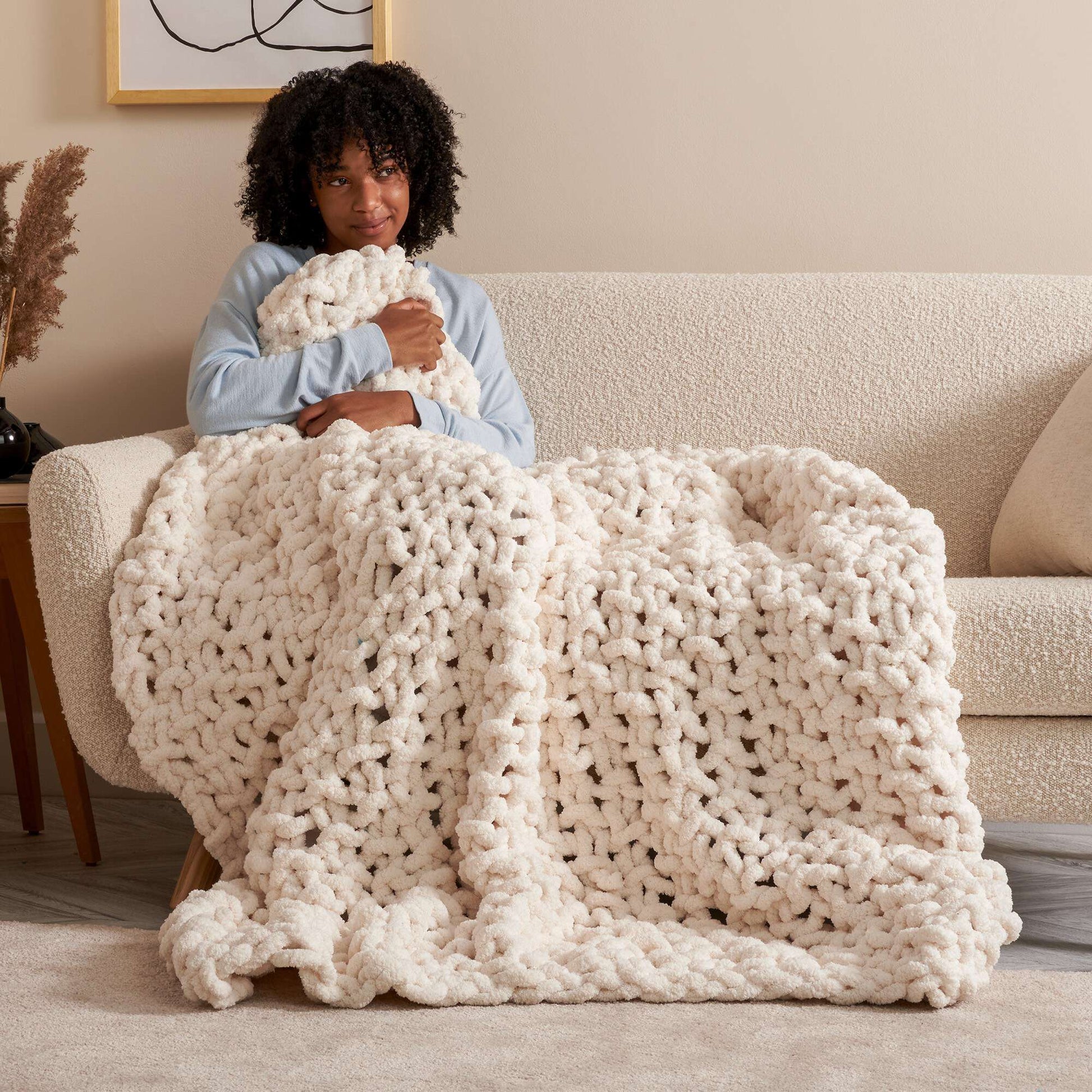 Bernat Extra Thick Seed Stitch Knit Blanket​ Pattern | Yarnspirations