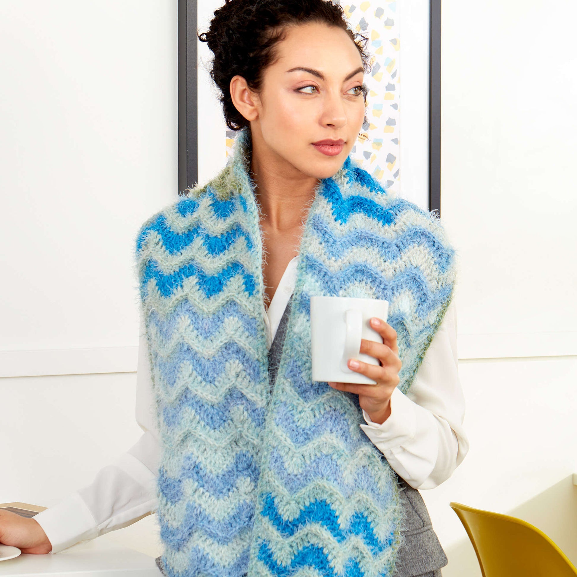 Free Caron Ripple Effect Crochet Cowl Pattern