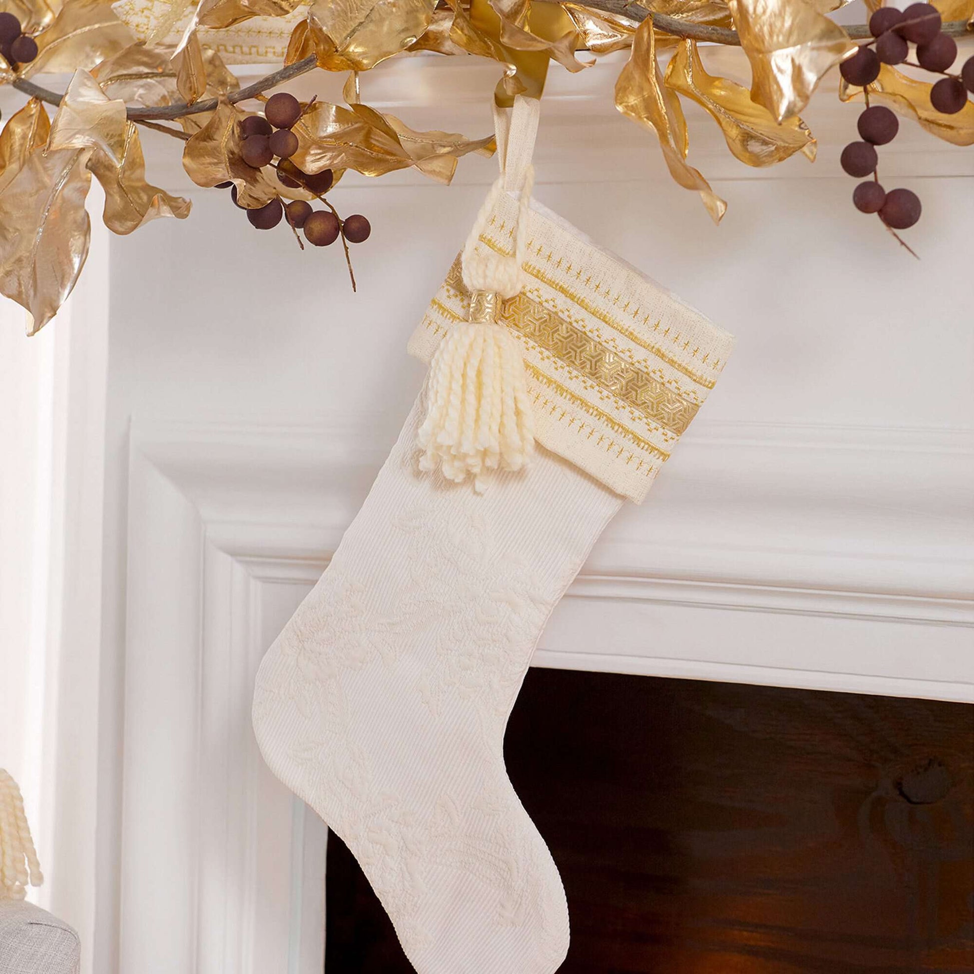 Free Coats & Clark Sewing Golden Accents Christmas Stocking Pattern