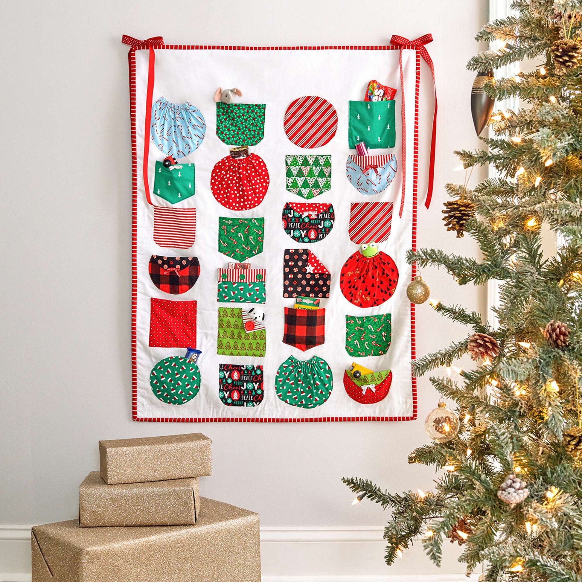 Free Coats & Clark Sewing Pic-a-Pocket Advent Calendar Pattern