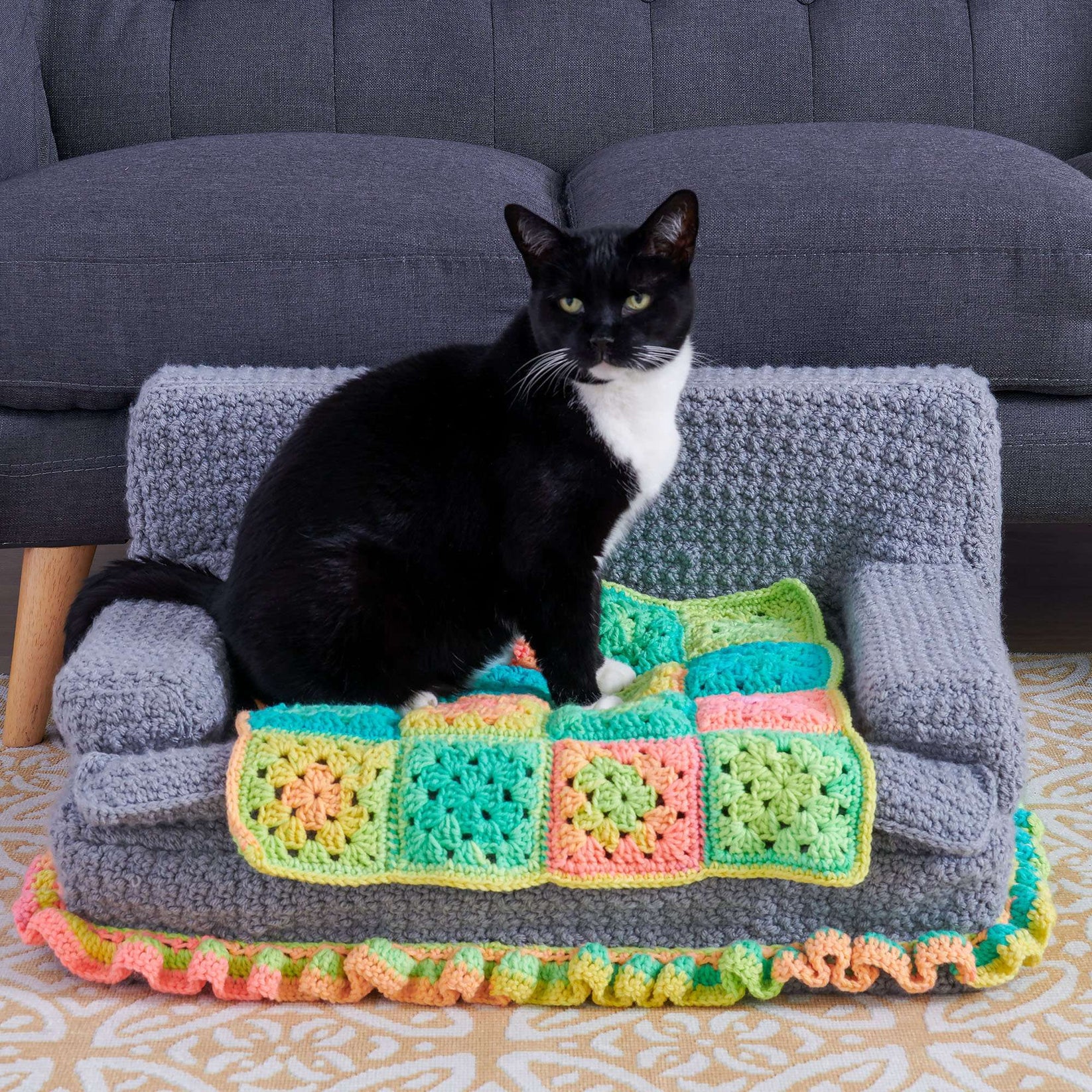 Red Heart Crochet Cat Couch Yarnspirations