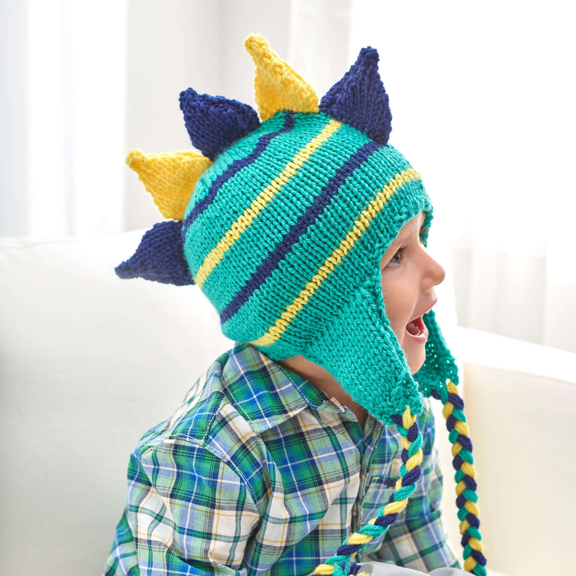 Sweet Blueberry Knit Hat [FREE Knitting Pattern]