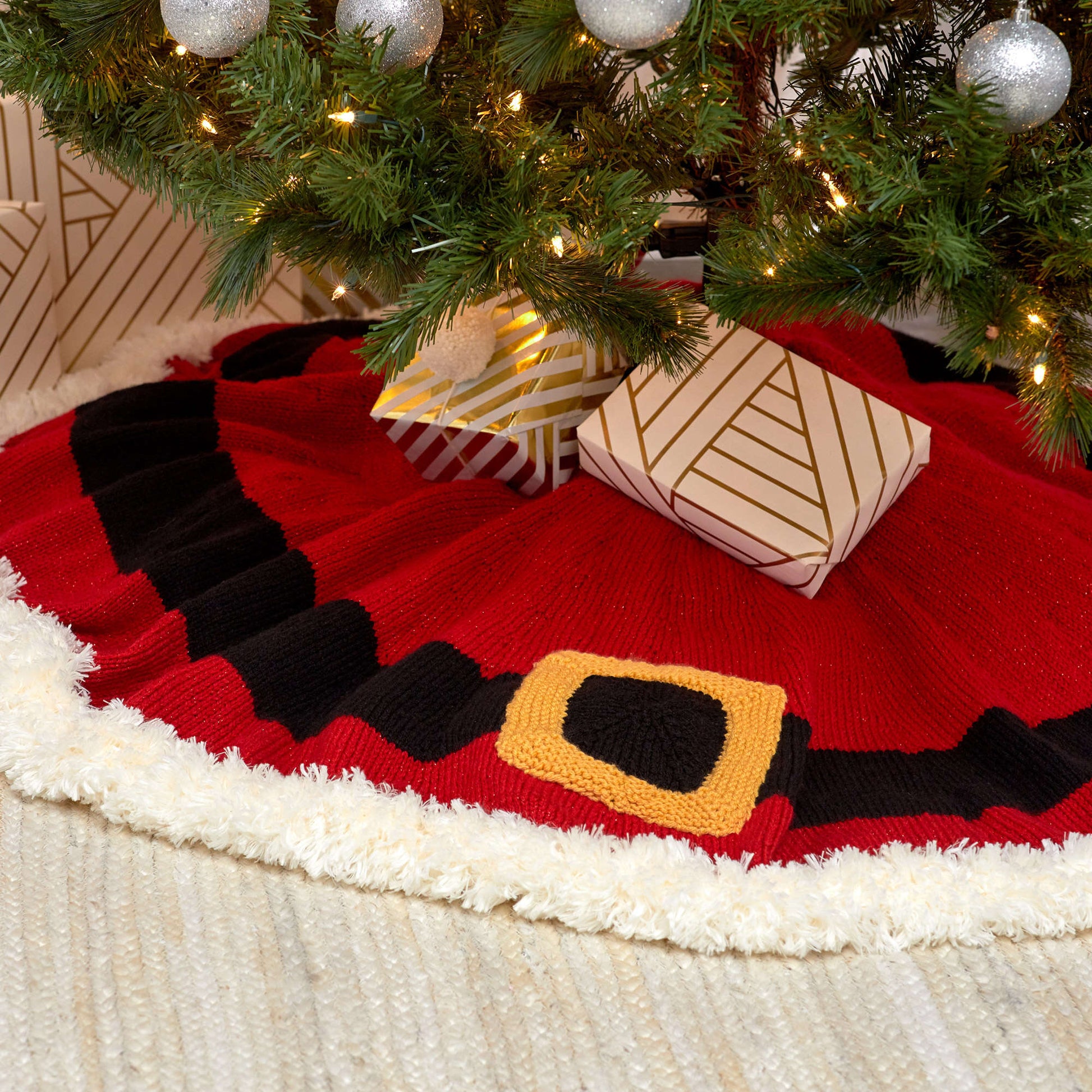 Red Heart Santa's Coat Tree Skirt | Yarnspirations